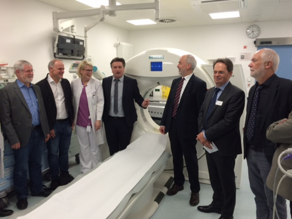 Minister Manne Lucha besichtigt Klinikum am Steinenberg