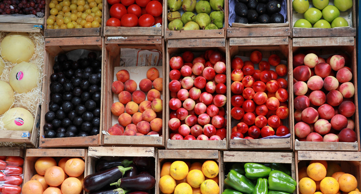 Auslage Obst- und Gemüsestand