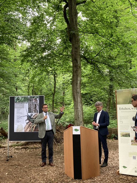 Biodiversität Rundreise zum Sonderprogramm zur Stärkung der biologischen Vielfalt Besichtigung von beispielhaften Projekten des Sonderprogramms zur Stärkung der biologischen Vielfalt