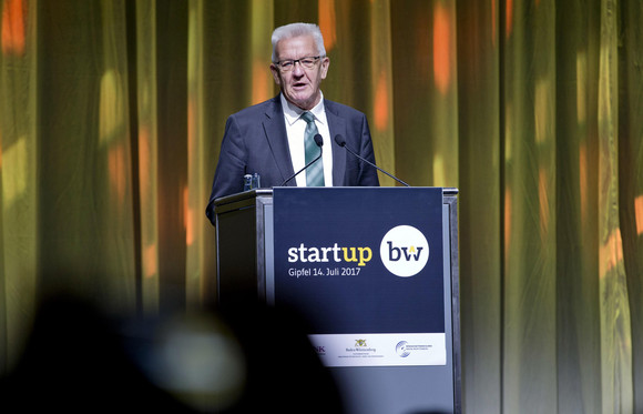 START-UP BW Start-up-Gipfel des Landes Ministerpräsident Winfried Kretschmann