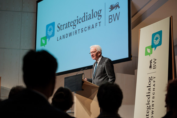 Landwirtschaft Auftakt des Strategiedialogs Landwirtschaft Begrüßung und Eröffnung durch Ministerpräsident Winfried Kretschmann