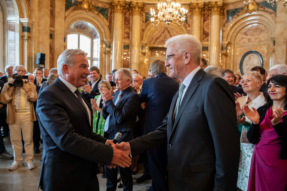 Empfang 70. Geburtstag von Ministerpräsident Winfried Kretschmann Ministerpräsident Winfried Kretschmann (r.) und Innenminister Thomas Strobl (l.)