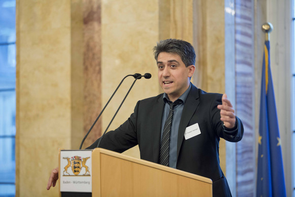 Fastenbrechen Kretschmann lädt zum Iftar-Empfang ein Der Islam- und Religionswissenschaftler Dr. Hussein Hamdan spricht beim Iftar-Empfang.