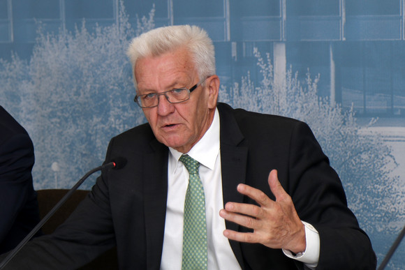 Pressekonferenz Evaluierung der Polizeistrukturreform Ministerpräsident Winfried Kretschmann