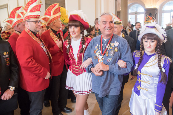 Fastnacht Empfang für Karnevals- und Fasnachtsvereine Empfang für die Karnevals- und Fasnachtsvereine des Landes