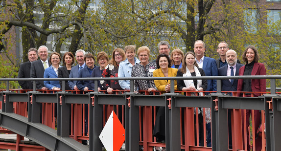Gruppenfoto der teilnehmenden Ministerinnen und Minister der 14. Integrationsministerkonferenz 2019 in Berlin