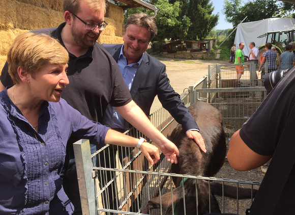 Minister Lucha besucht den Waldeckhof des Göppinger Sozialunternehmens SAB (Staufen Arbeits- und Beschäftigungsförderung gGmbH)