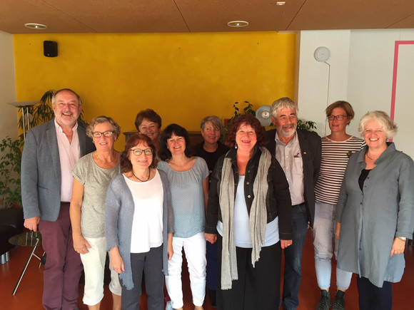 Gruppenfoto mit Gerhard Thrun, Jutta Krehl, Sybille Mauz, Wiltrud Krimmer, Petra Vogel, Iren Steiner, Bärbl Mielich, Andreas Kenner, Brigitte Hartmann-Theel und Ulrike Sellmer