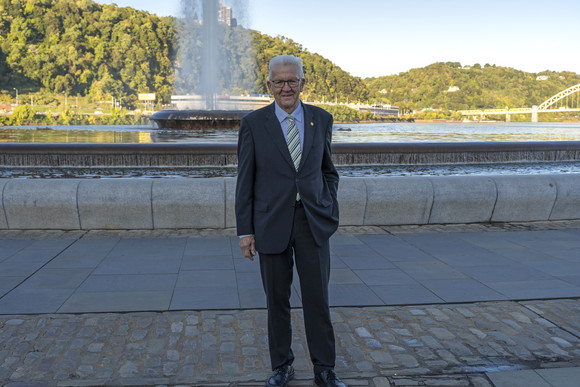 Delegationsreise Kretschmann reist nach Pennsylvania und Kalifornien Ministerpräsident Winfried Kretschmann in Pittsburgh