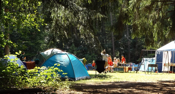 Jugendzeltlager im Wald