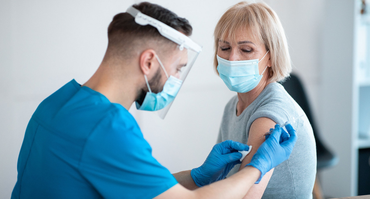 viele weitere menschen sind ab sofort impfberechtigt ministerium fur soziales gesundheit und integration baden wurttemberg