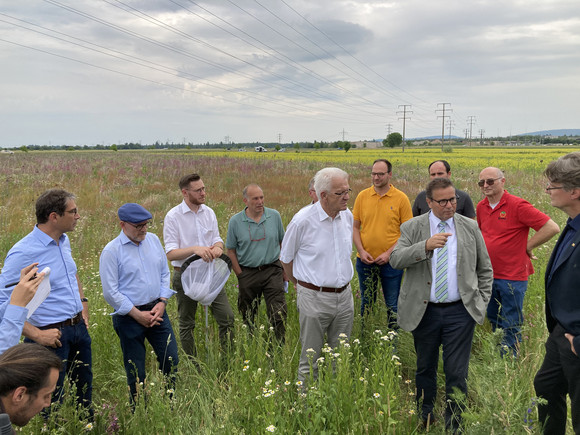 Biodiversität Rundreise zum Sonderprogramm zur Stärkung der biologischen Vielfalt Besichtigung von beispielhaften Projekten des Sonderprogramms zur Stärkung der biologischen Vielfalt