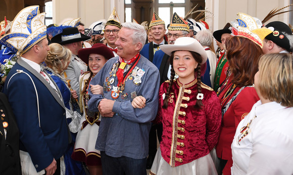 Fastnacht Empfang für Karnevals- und Fasnachtsvereine Innenminister Thomas Strobl (Mitte) beim Empfang für die Karnevals- und Fasnachtsvereine des Landes