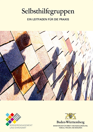 Schattenbild einer Menschenkette auf dem Boden