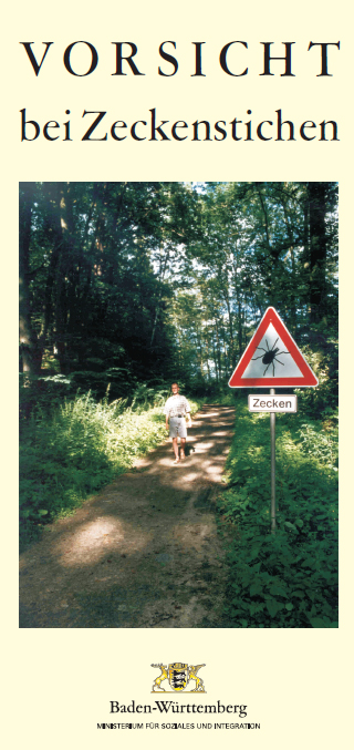 Wanderweg mit Zecken-Warnschild